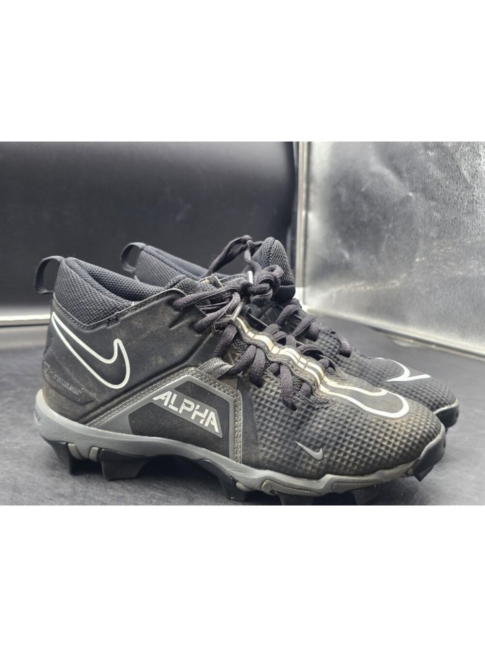 Nike Alpha Fastflex Football Cleats Shoes Boys 4Y Black White Molded CV0583-010